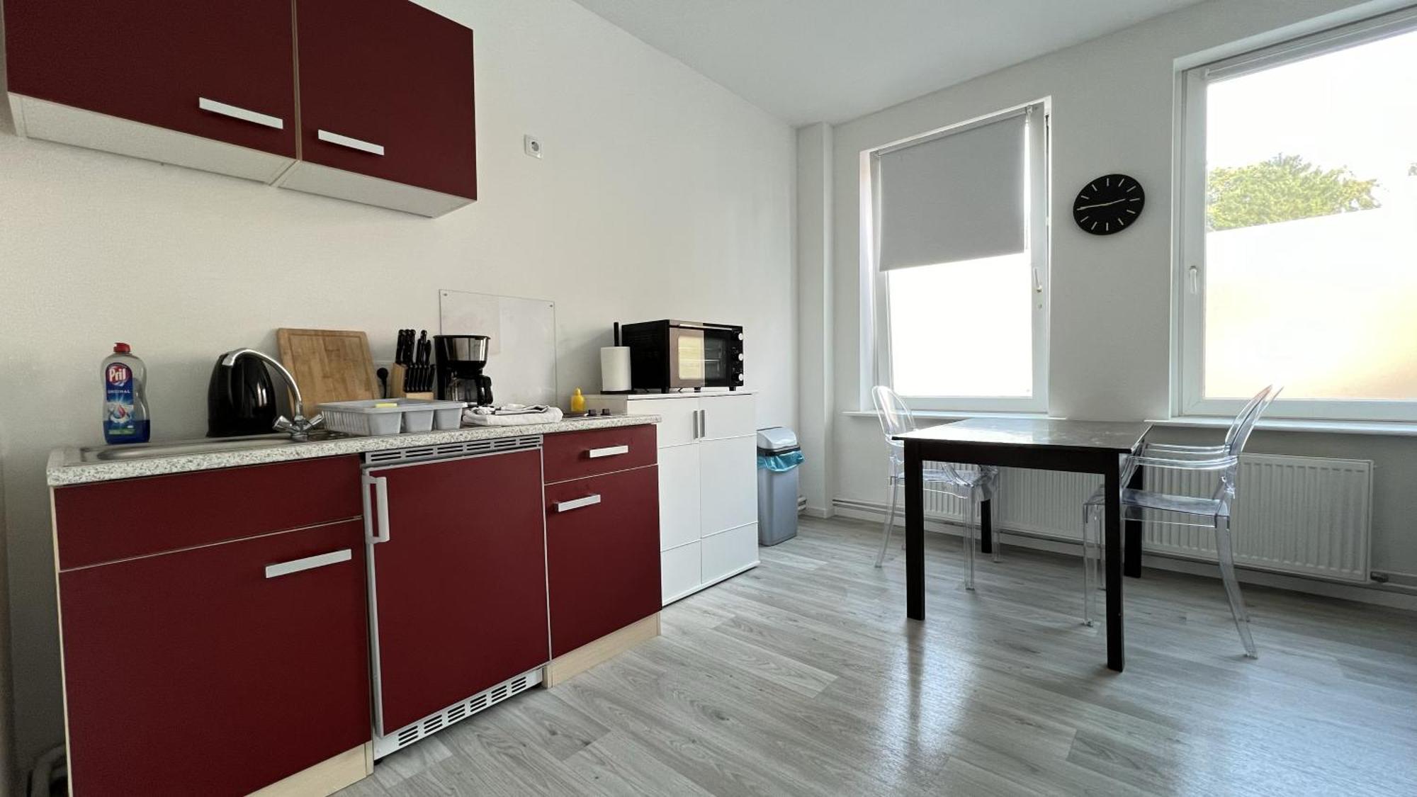 Studio-Apartments Fuer Monteure & Businessgaeste Zentral In Neumünster Esterno foto