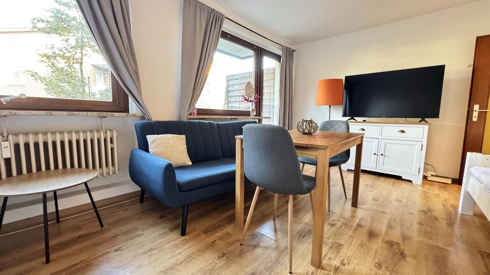 Studio-Apartments Fuer Monteure & Businessgaeste Zentral In Neumünster Esterno foto