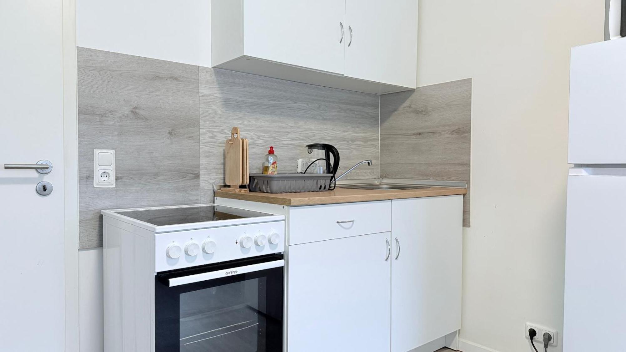 Studio-Apartments Fuer Monteure & Businessgaeste Zentral In Neumünster Esterno foto