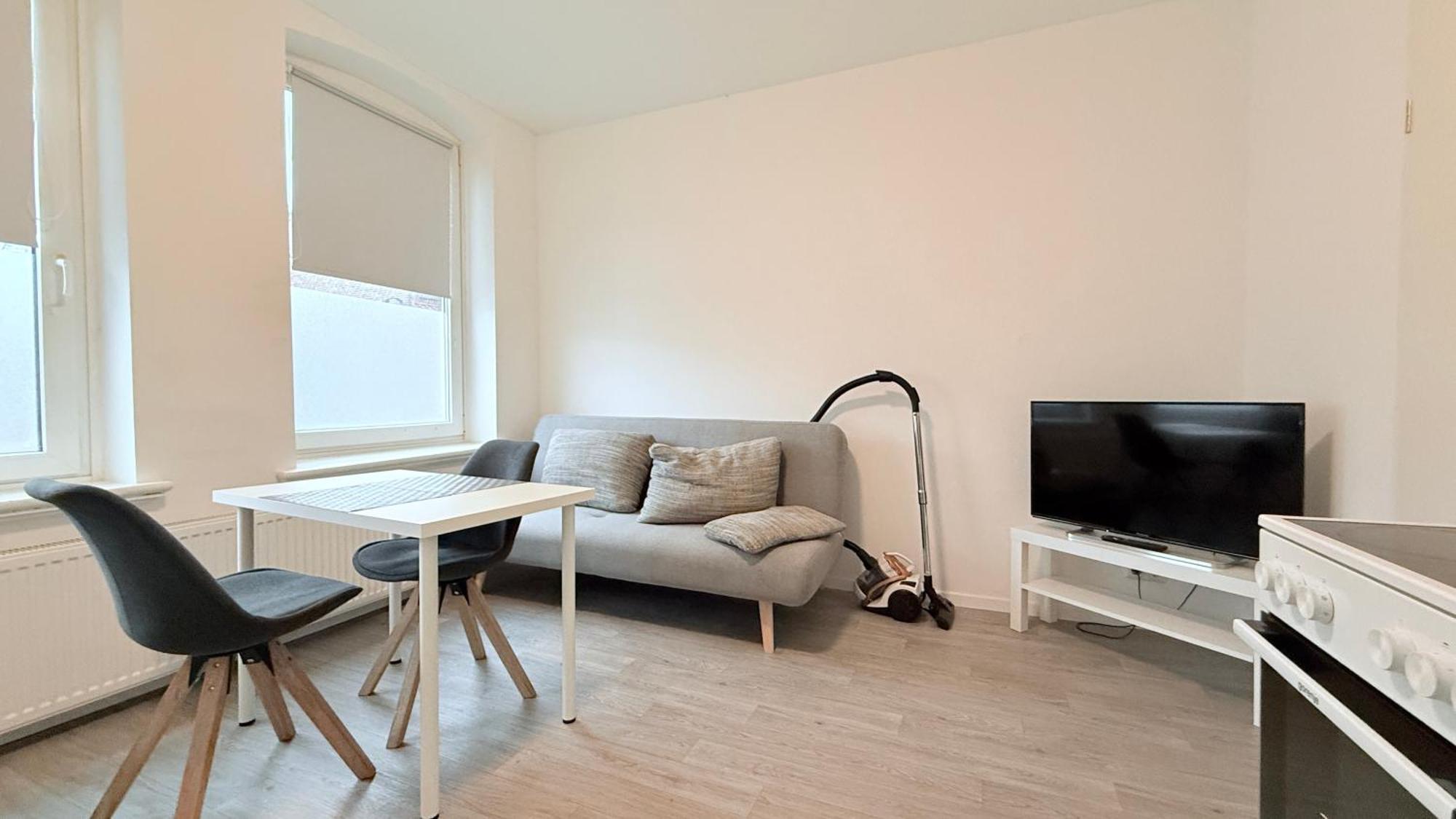 Studio-Apartments Fuer Monteure & Businessgaeste Zentral In Neumünster Esterno foto