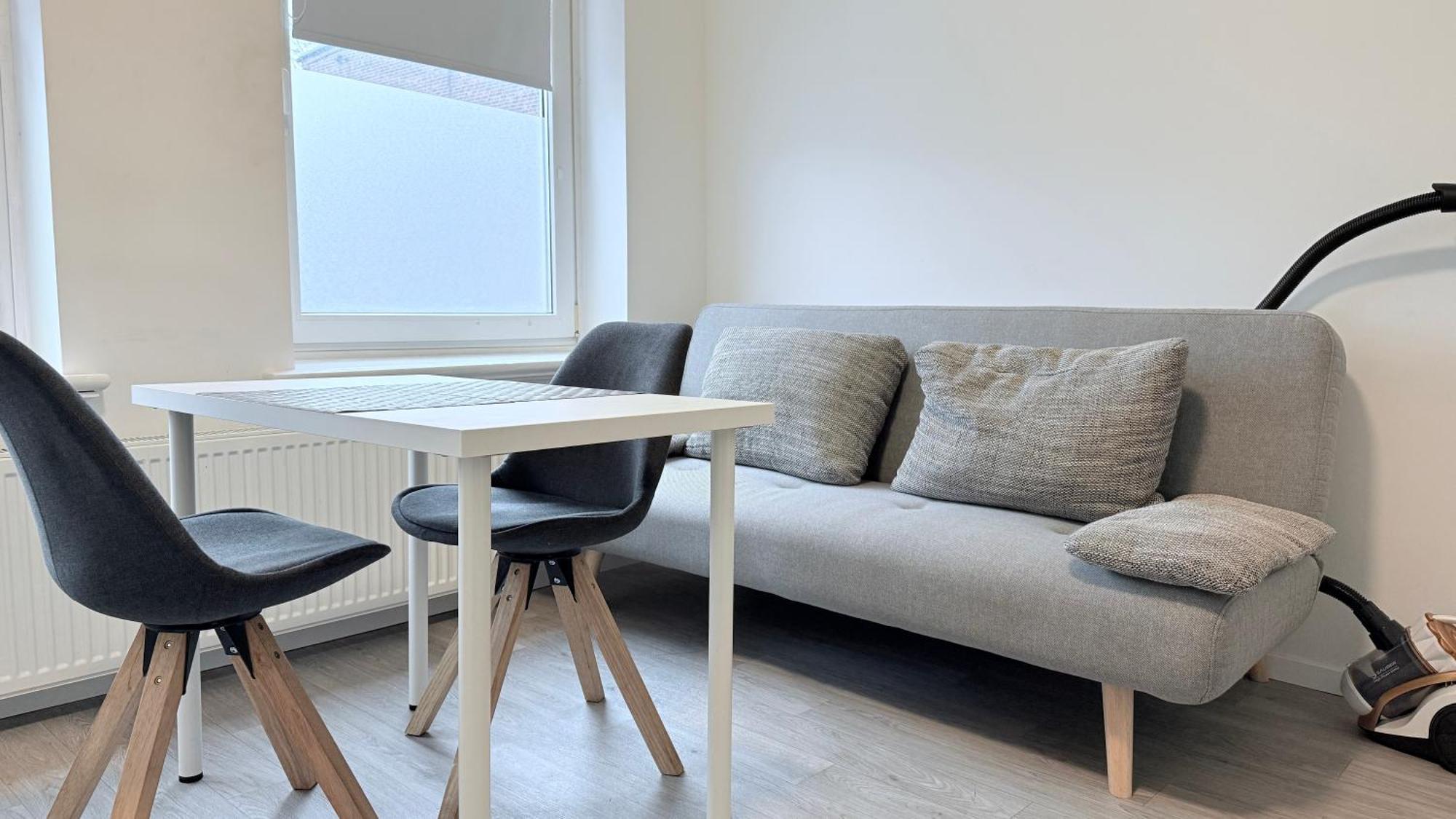 Studio-Apartments Fuer Monteure & Businessgaeste Zentral In Neumünster Esterno foto