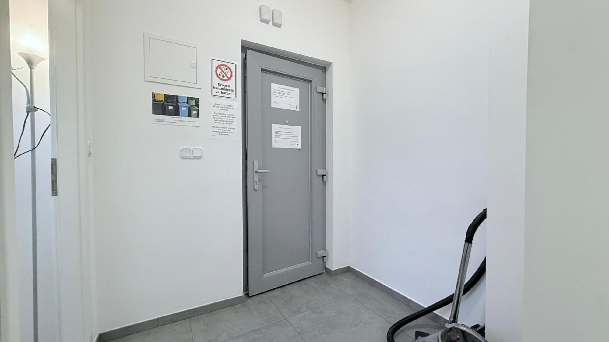 Studio-Apartments Fuer Monteure & Businessgaeste Zentral In Neumünster Esterno foto